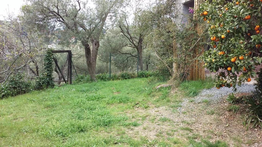 Ghirindoun Apartment Celle Ligure Exterior photo